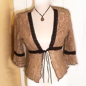 Bisou Bisou Michele Bohbot Cream Lace Shrug sz S